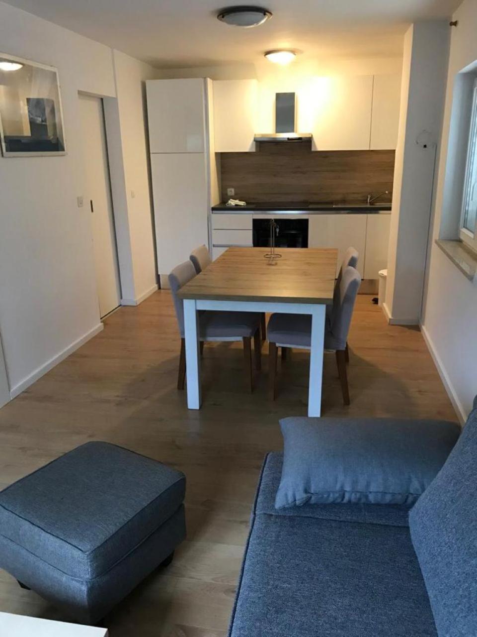 Maestral Apartment *